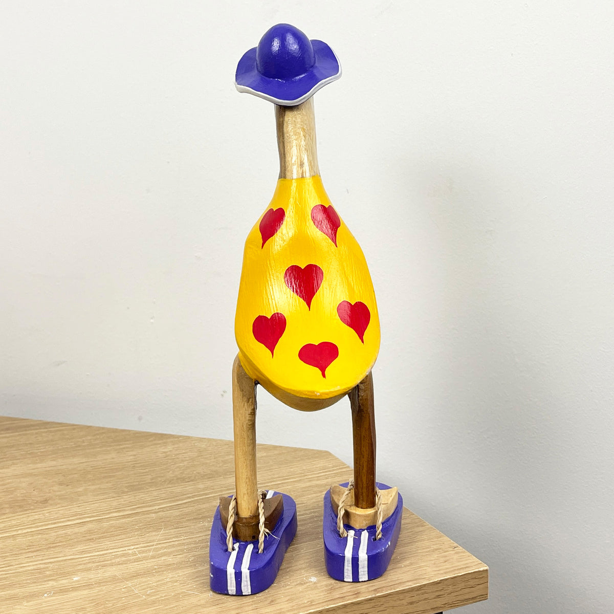 28cm Wooden Love Hearts Duck Ornament / Figurine