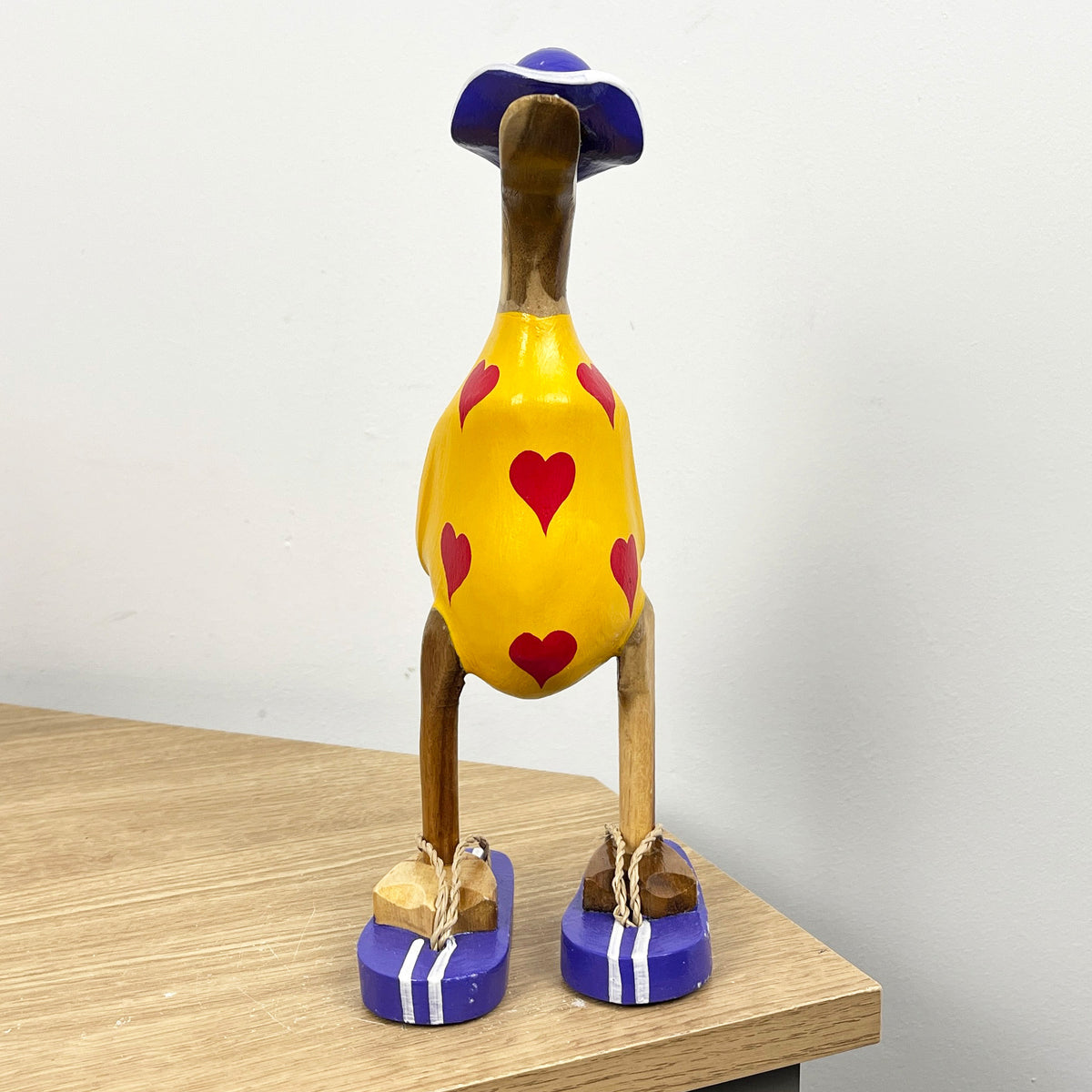 28cm Wooden Love Hearts Duck Ornament / Figurine