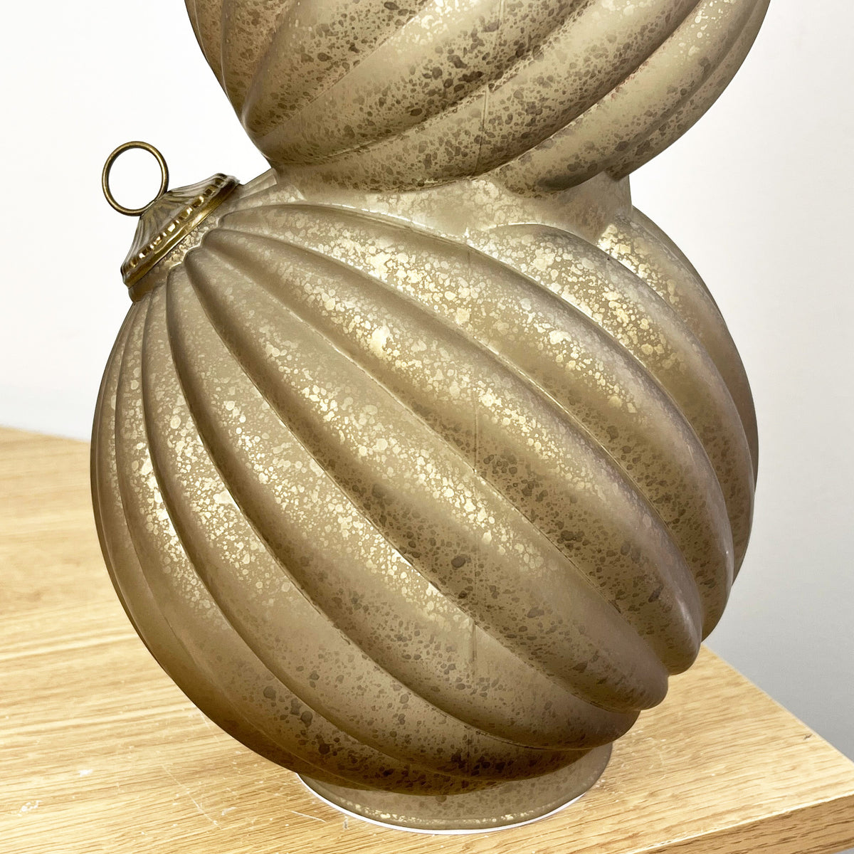 35.5cm Glass Light Up Baubles Ornament – Champagne