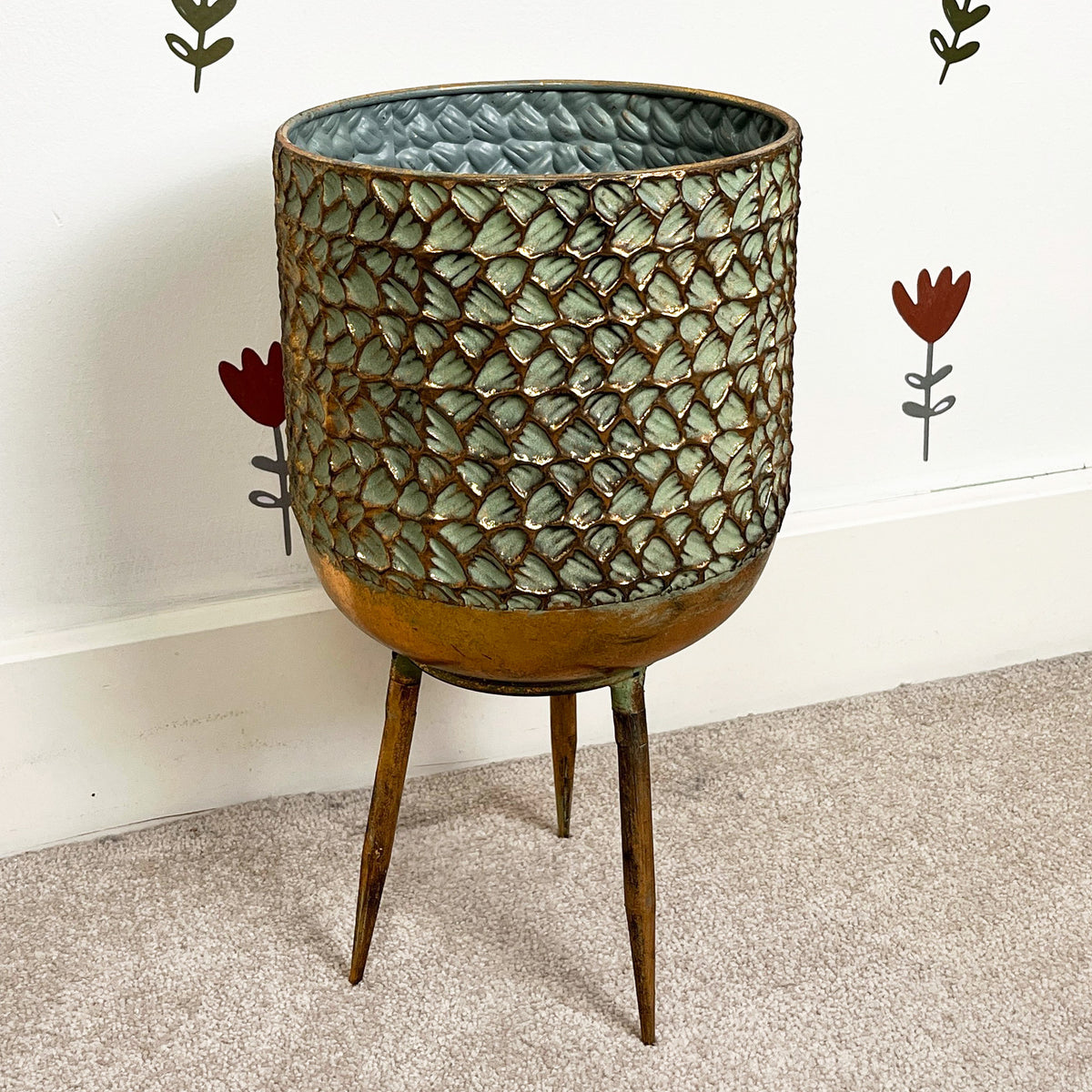 39.5cm Vintage Style Indoor Floor Planter – Gold