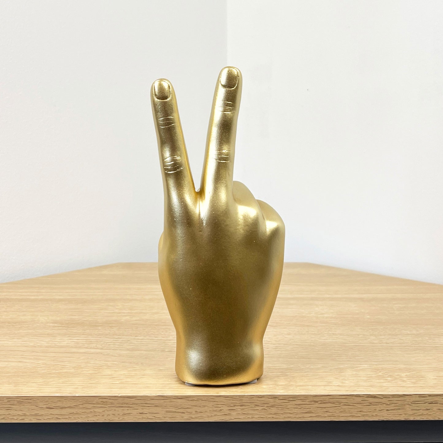 21.5cm Gold Peace Hand Sign Ornament - Resin