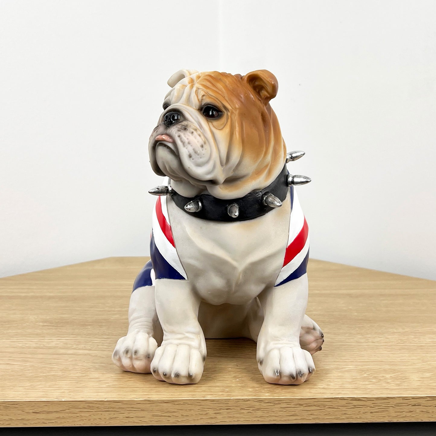 22cm Union Jack Sitting British Bulldog Ornament