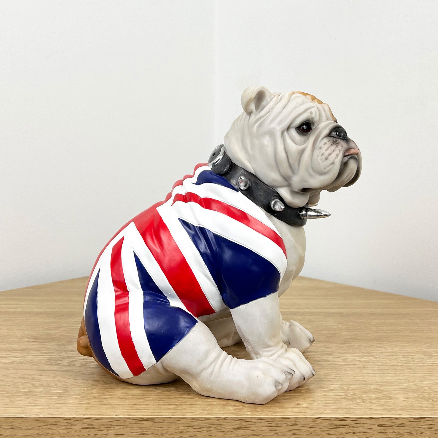 22cm Union Jack Sitting British Bulldog Ornament