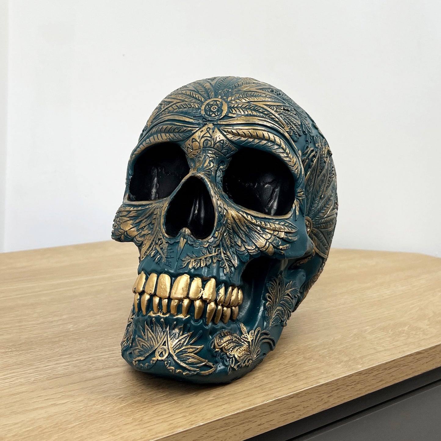 20cm Large Aztec Skull Ornament - Resin