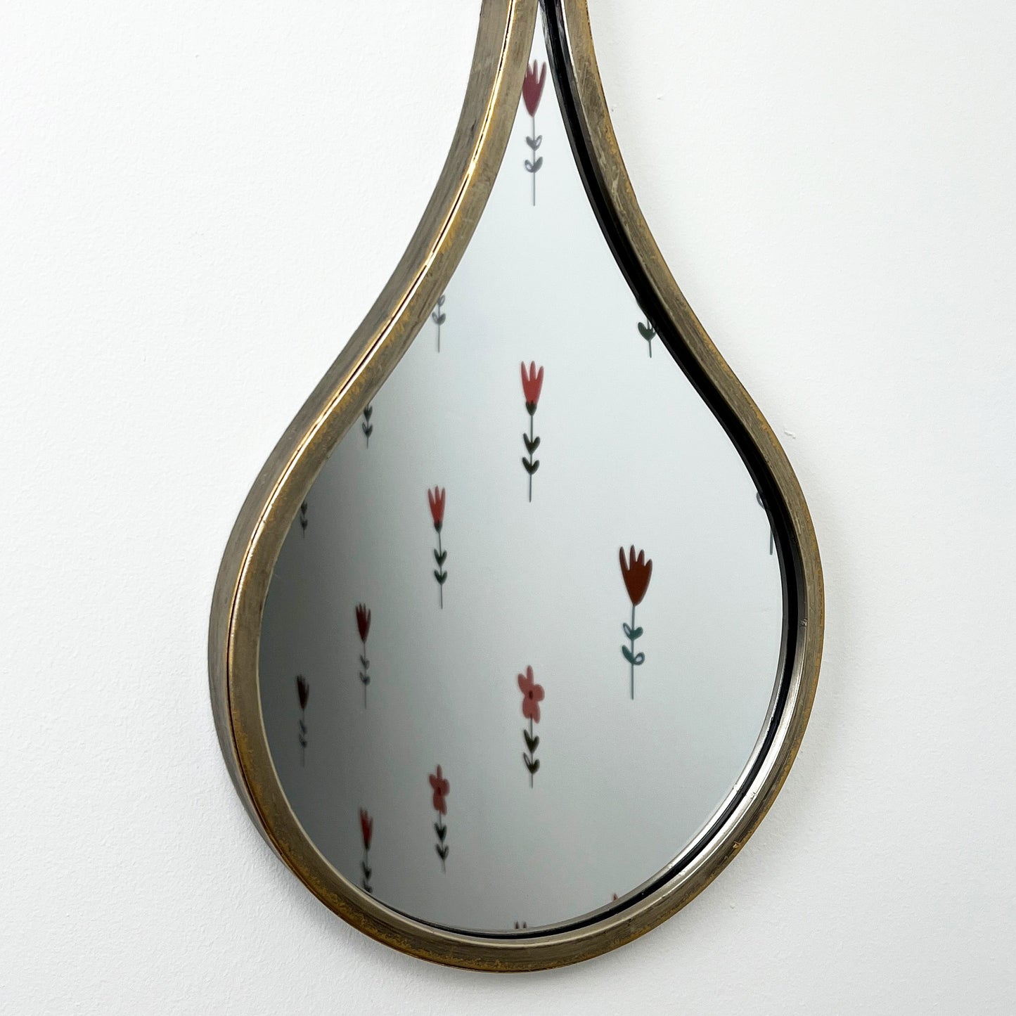 38cm Raindrop Wall Mirror