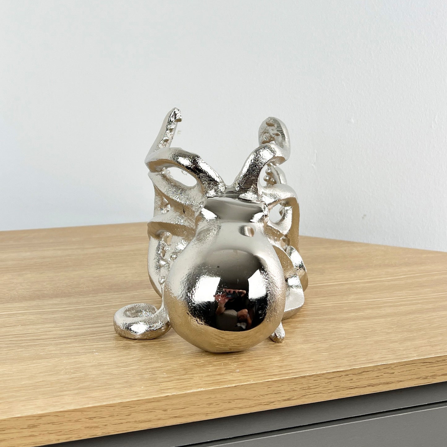 Metal Octopus Wine Bottle Holder - Silver