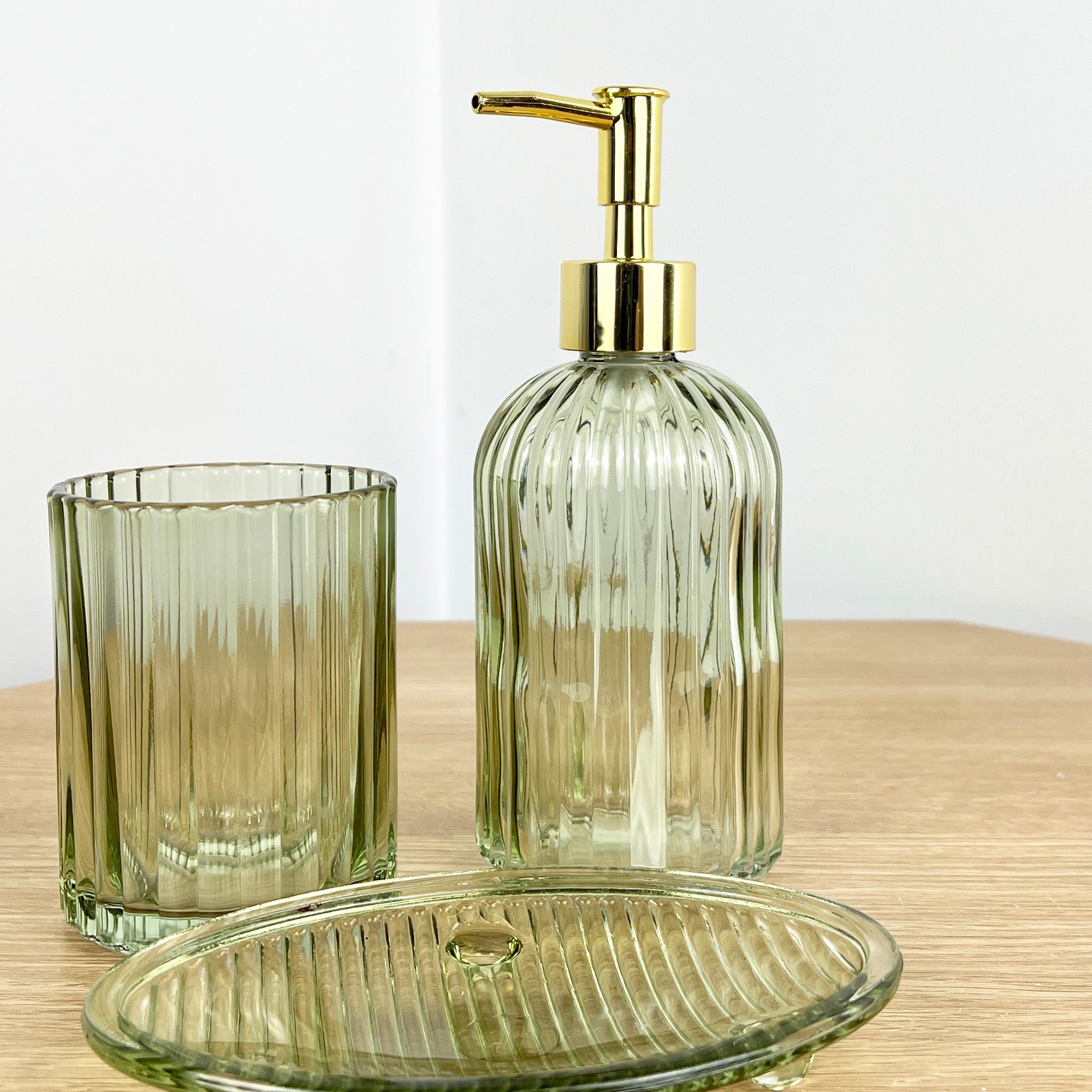 3 Piece Ribbed Glass Bathroom Sink Accessories Set - Green