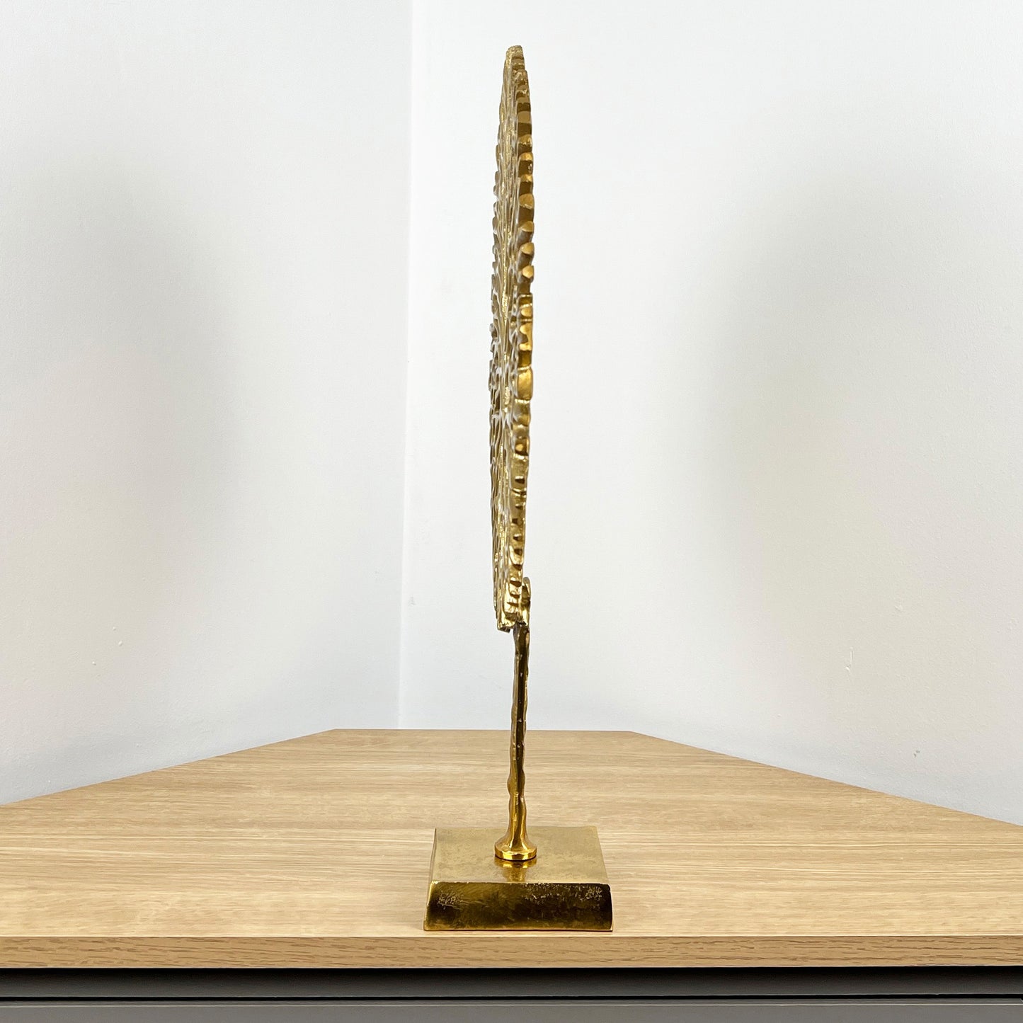 Gold Coral Sculpture, Height: 52.5cm