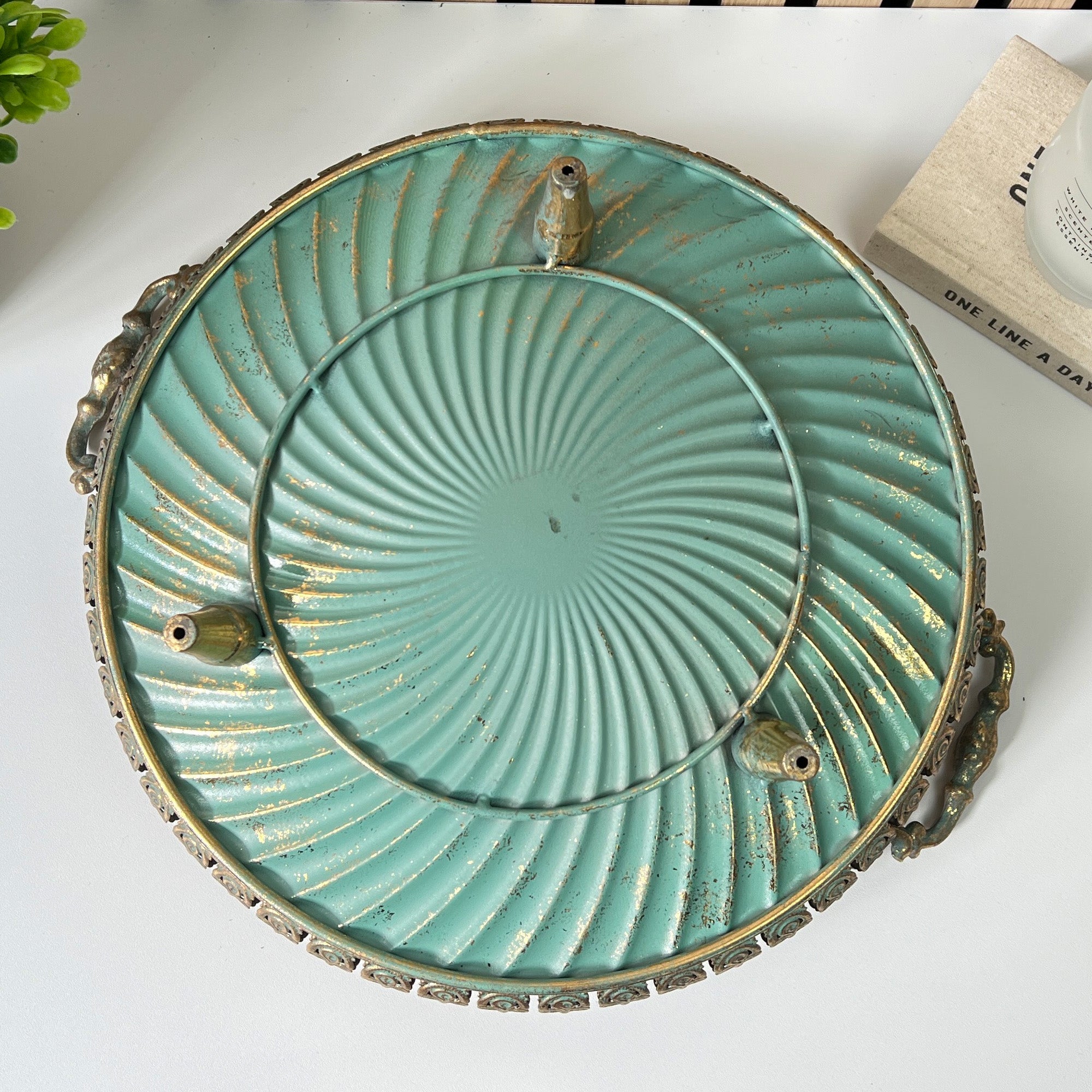 32cm Vintage Style Decorative Bowl - Metal