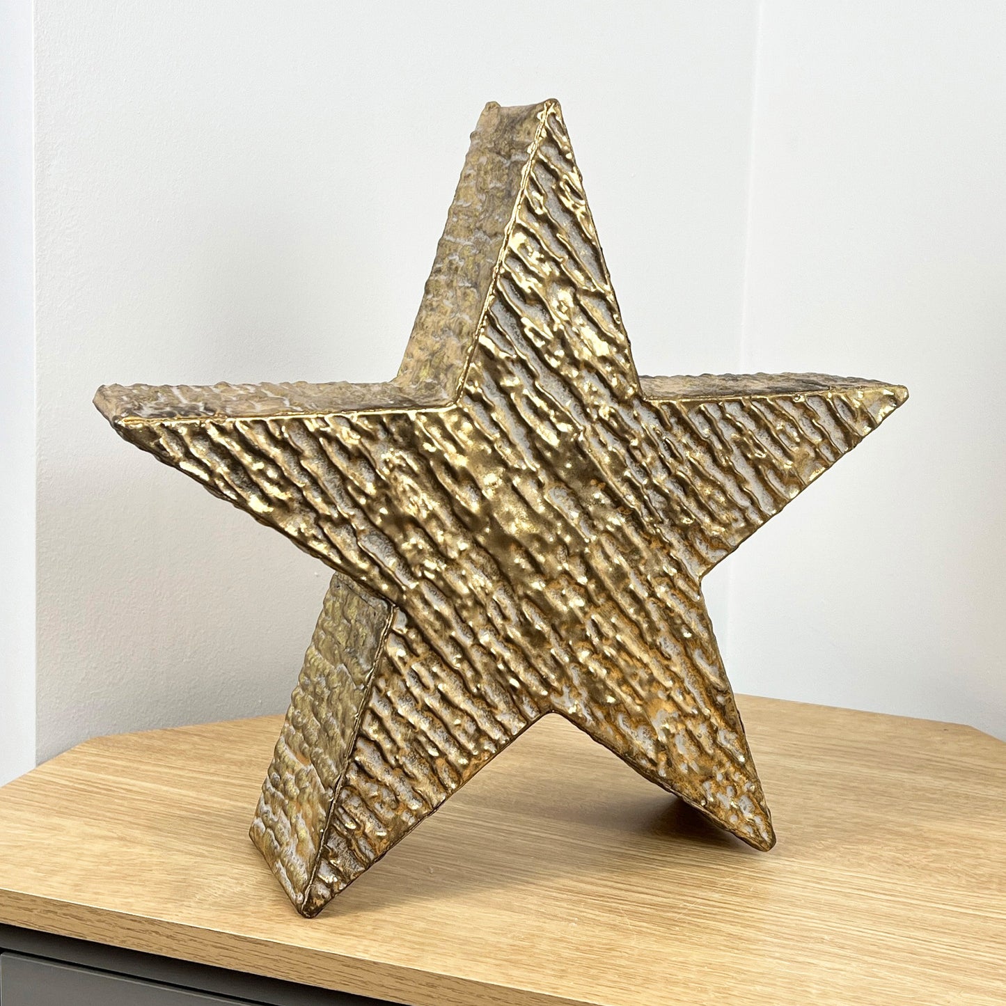 Large Gold Star Ornament / Decoration - Metal