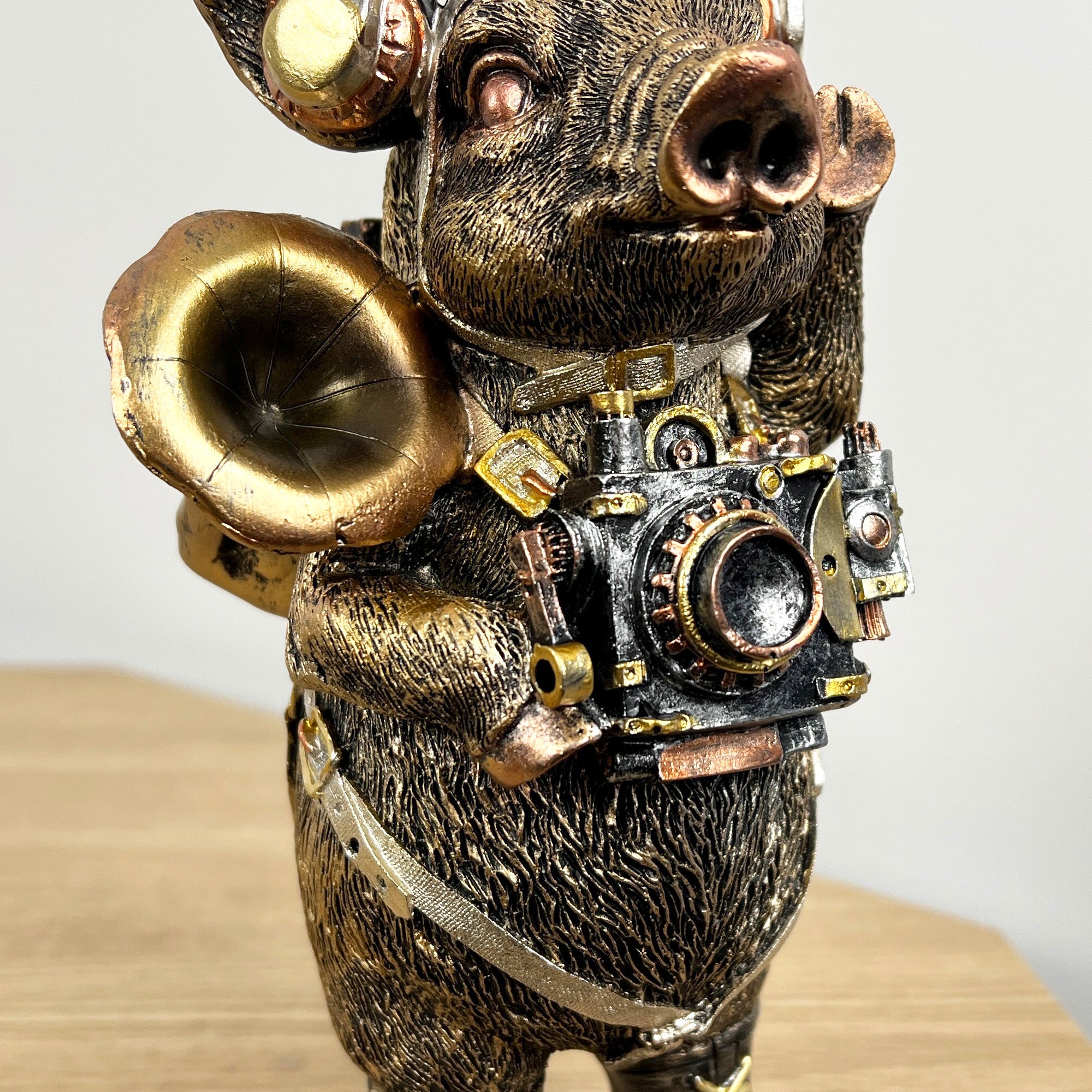 21cm Steampunk Pig Ornament - Resin