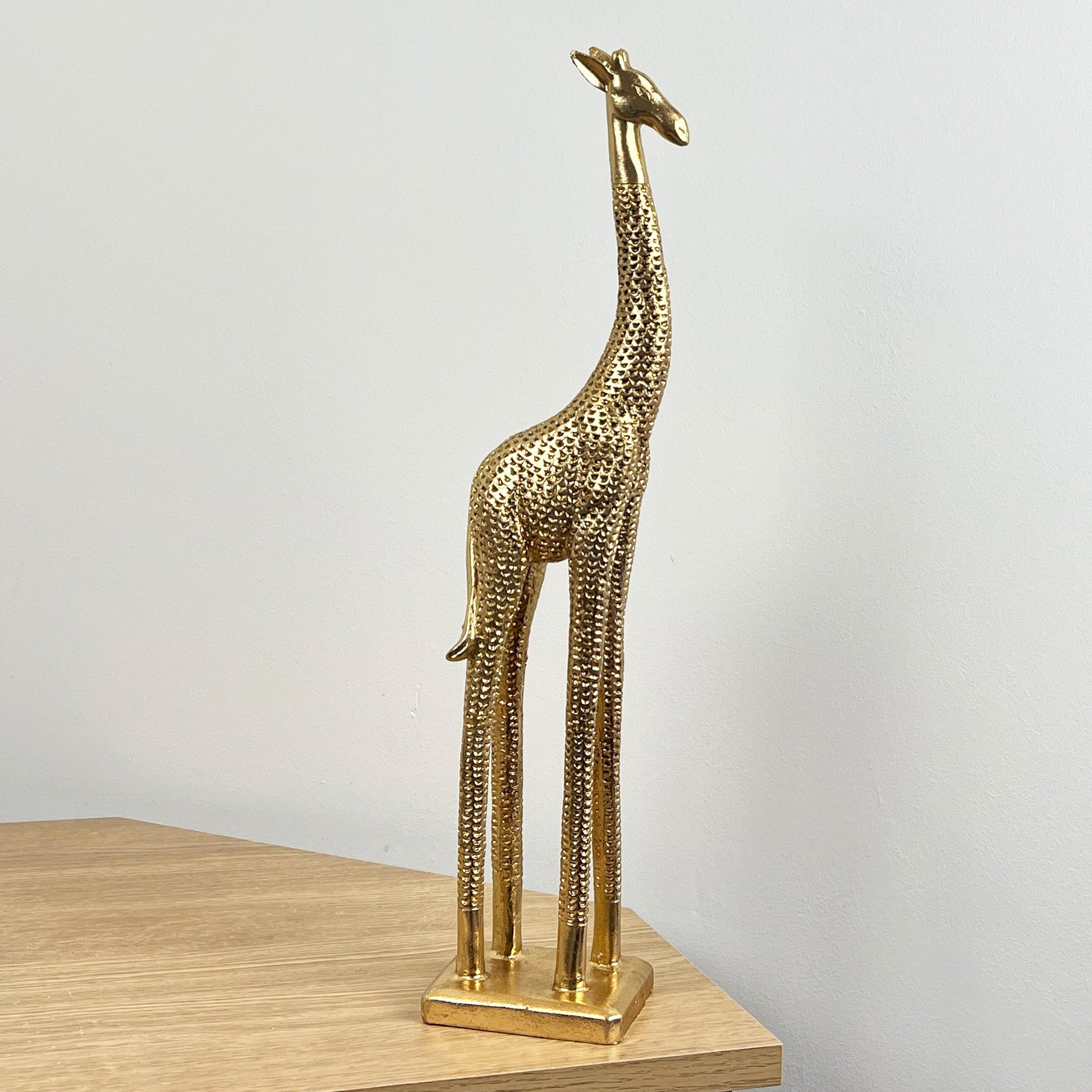 44.5cm Tall Gold Giraffe Ornament - Resin