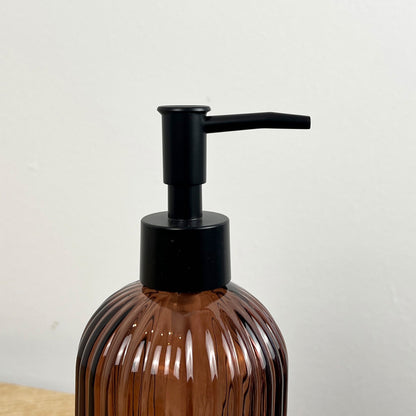 2 Piece Ribbed Glass Bathroom Sink Accessories Set - Amber