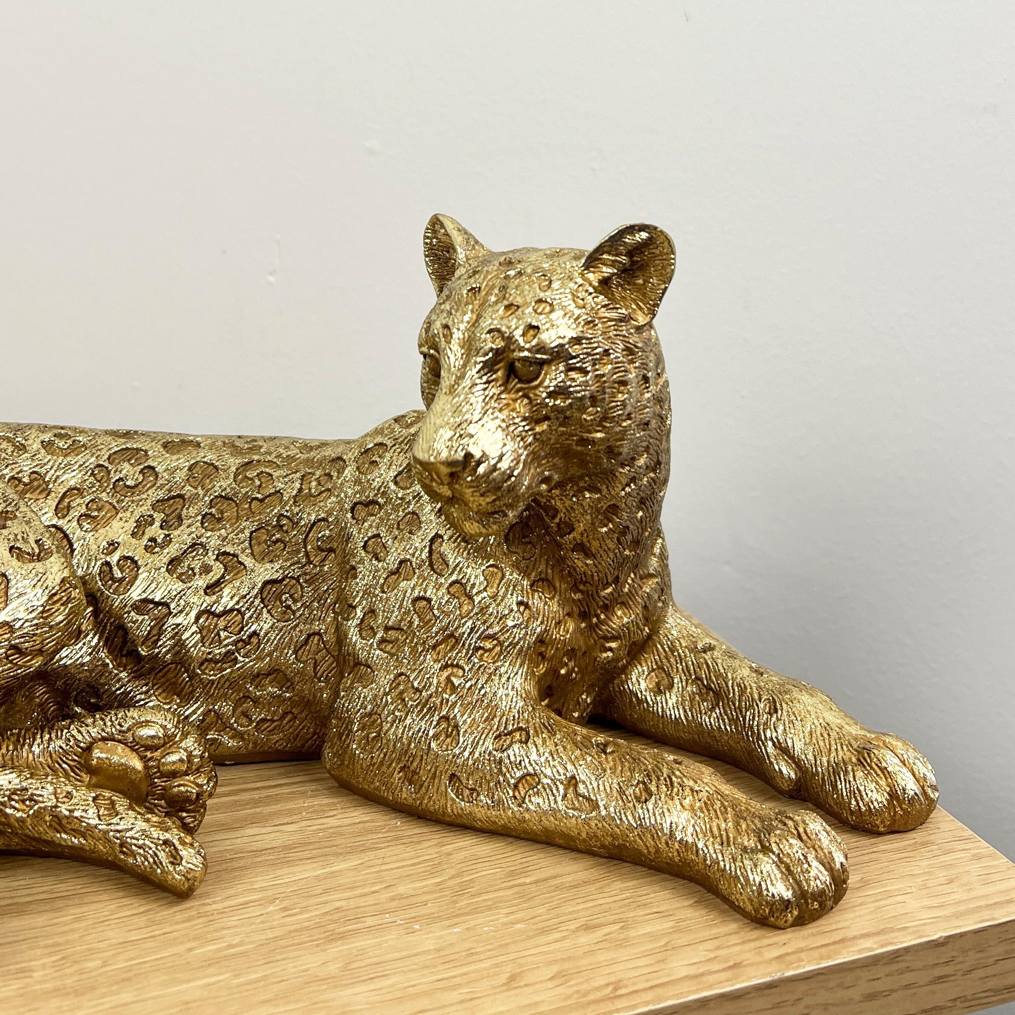30cm Gold Leopard Ornament - Resin