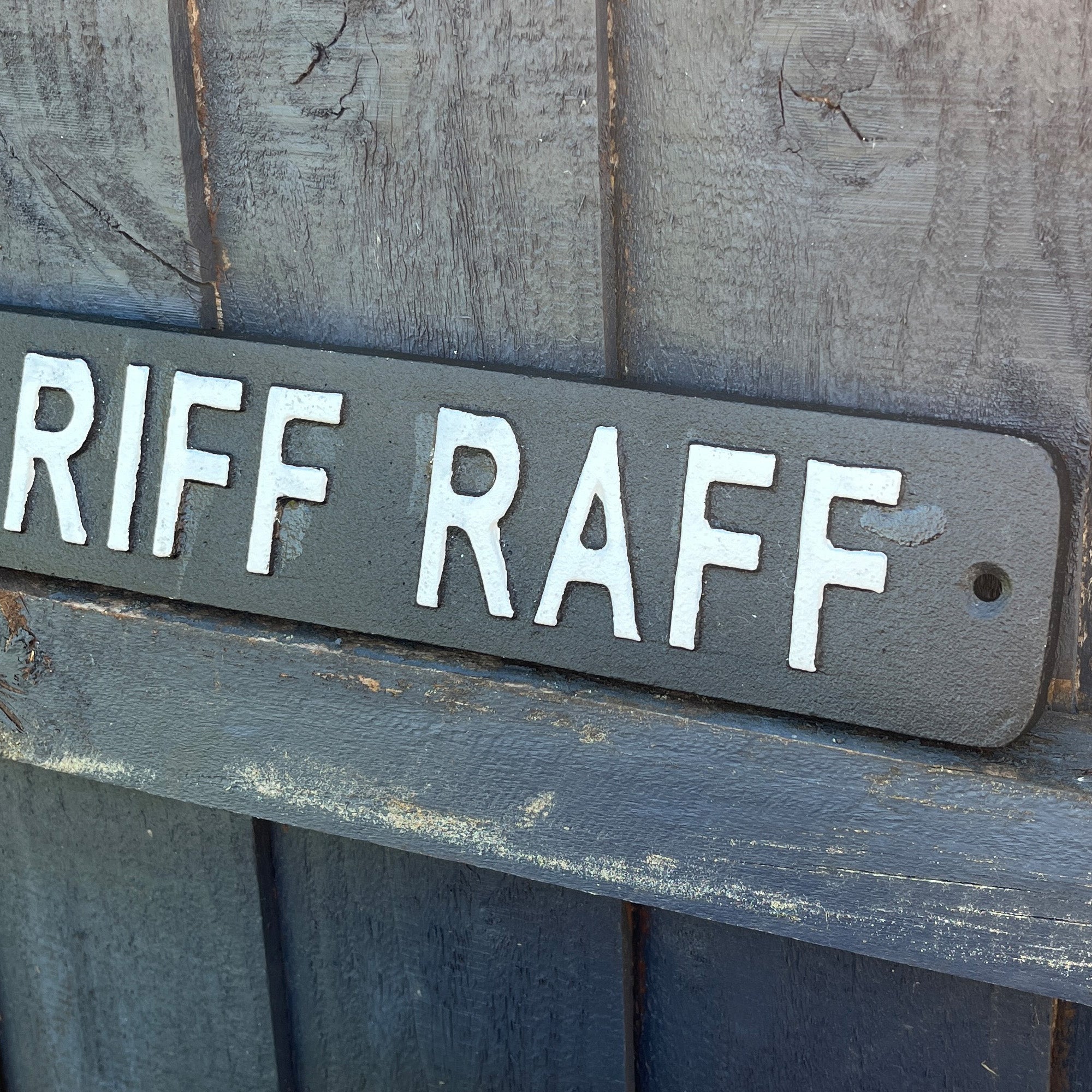 34cm 'NO RIFF RAFF' Cast Iron Wall Sign / Plaque