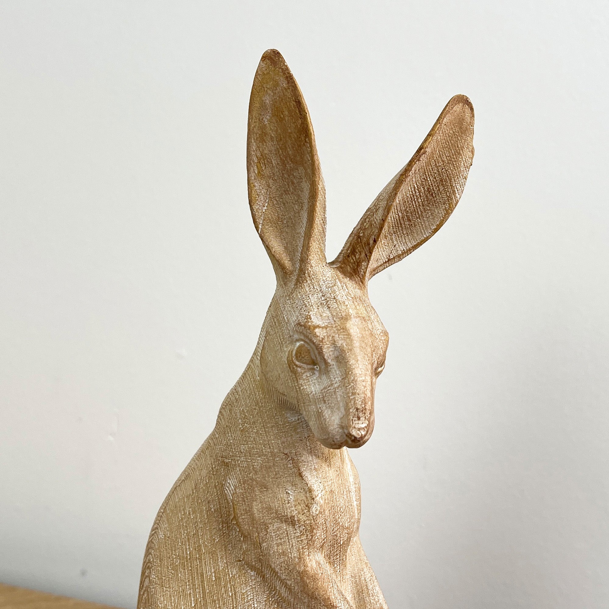 26cm Wood Effect Resin Hare Ornament