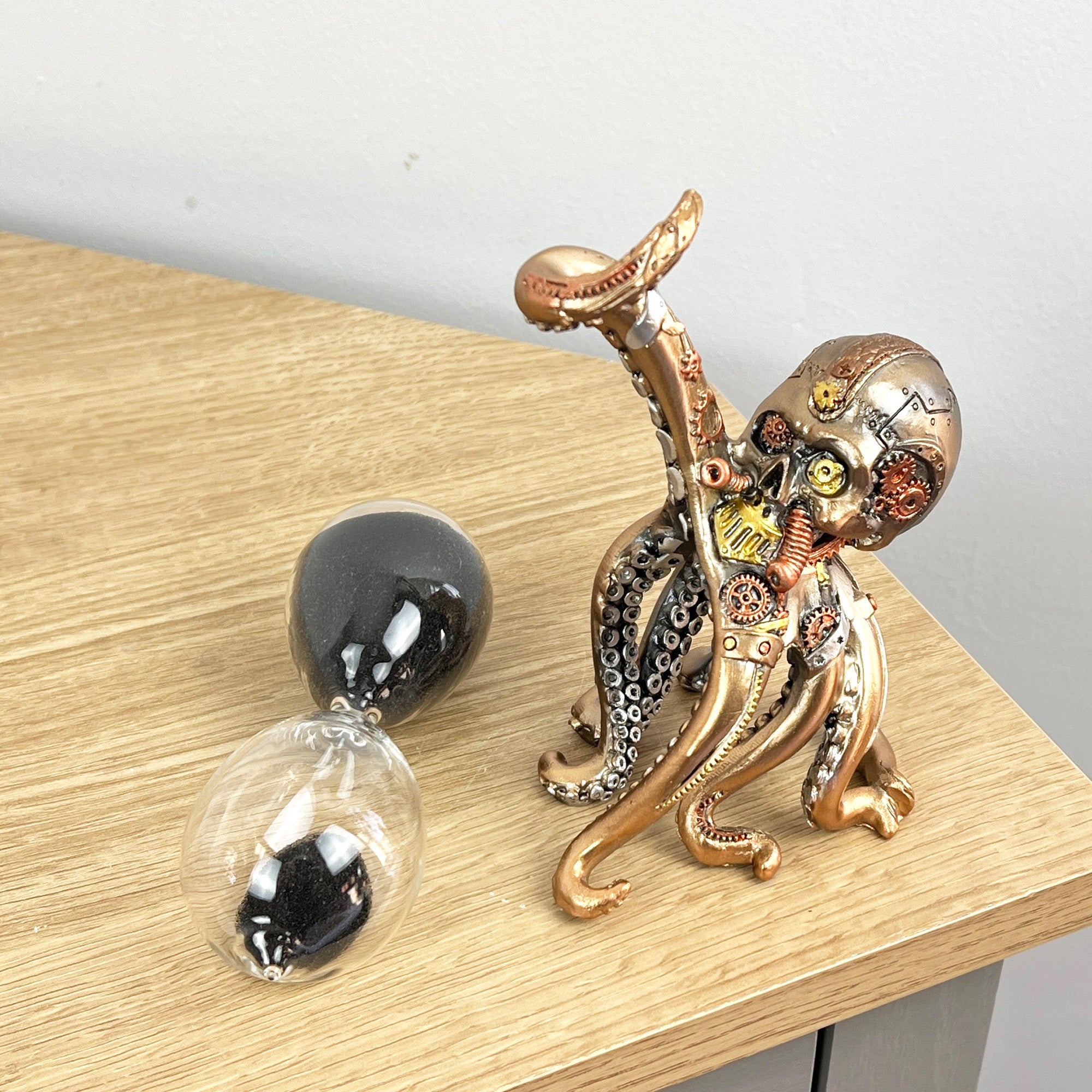 18.3cm Octopus Hourglass Ornament - Resin