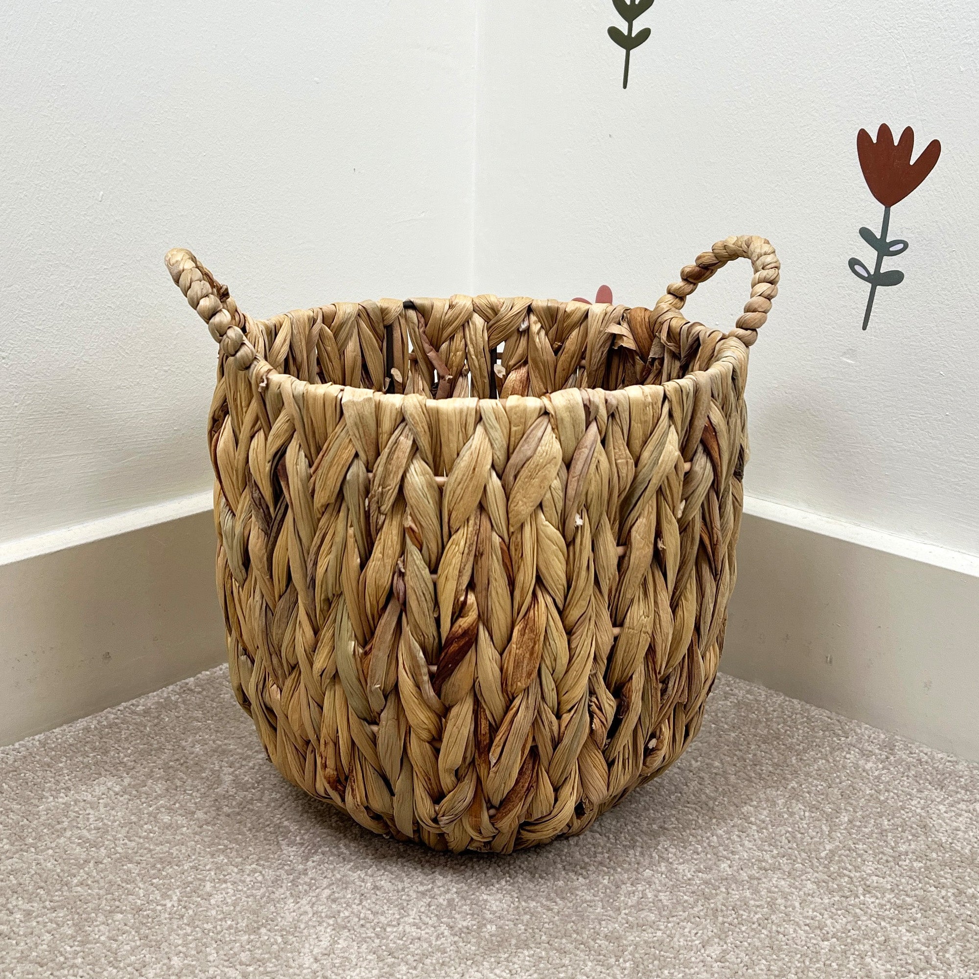 26cm Woven Water Hyacinth Basket Planter
