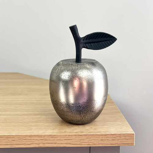 15.5cm Metal Apple Fruit Ornament – Silver