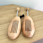 Pair of Wooden Shoe Trees UK Size 9 – 10.5 / EU Size 43 – 45