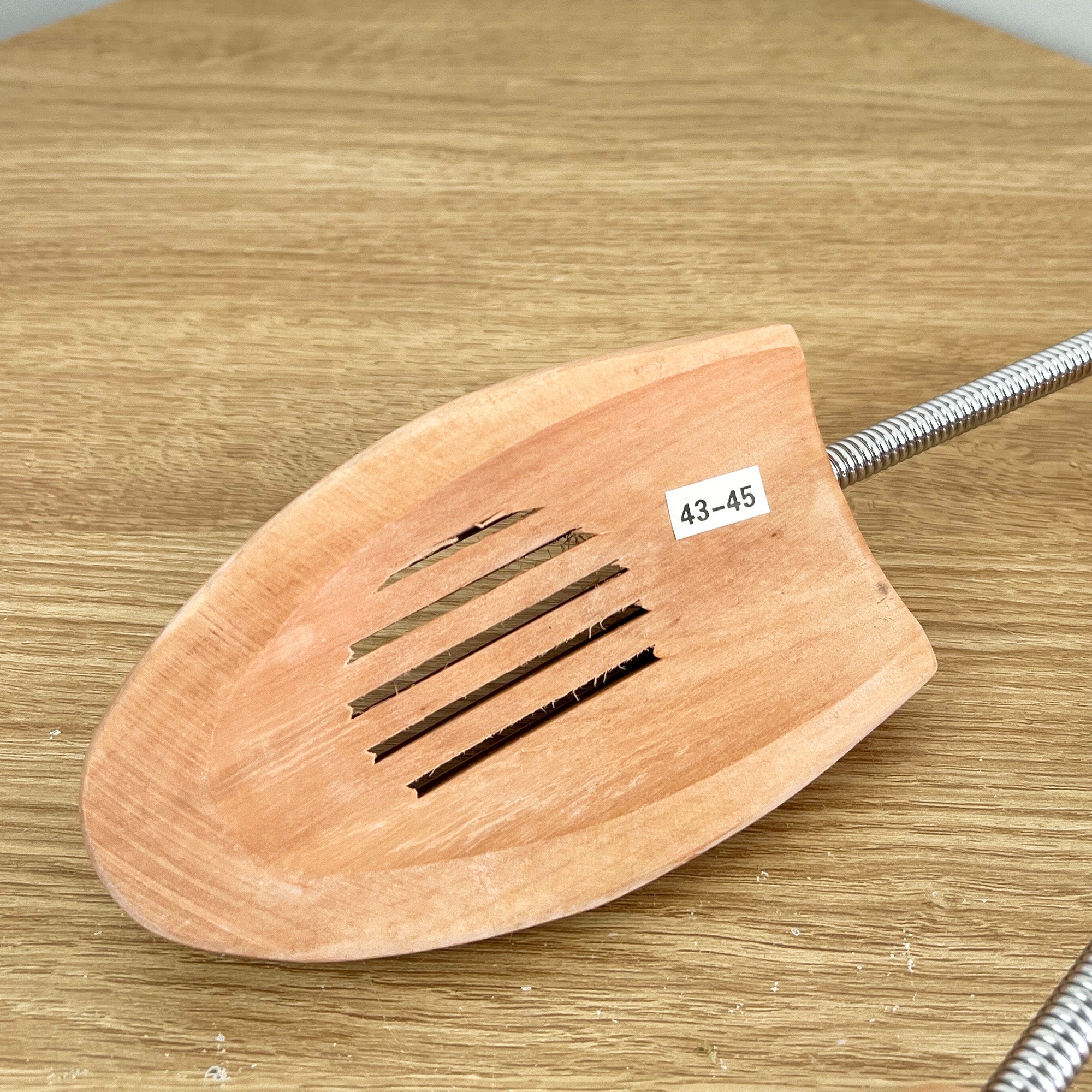 Pair of Wooden Shoe Trees UK Size 9 – 10.5 / EU Size 43 – 45