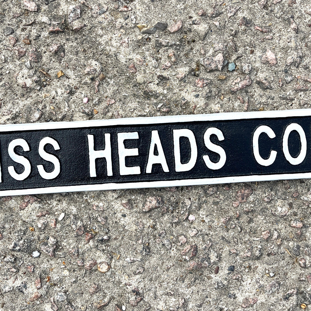 45cm Cast Iron 'Piss Heads Corner' Wall Sign / Plaque