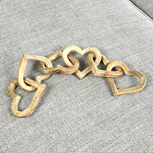 6 Heart Mango Wood Decorative Chain - 30cm