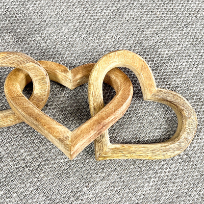 6 Heart Mango Wood Decorative Chain - 30cm