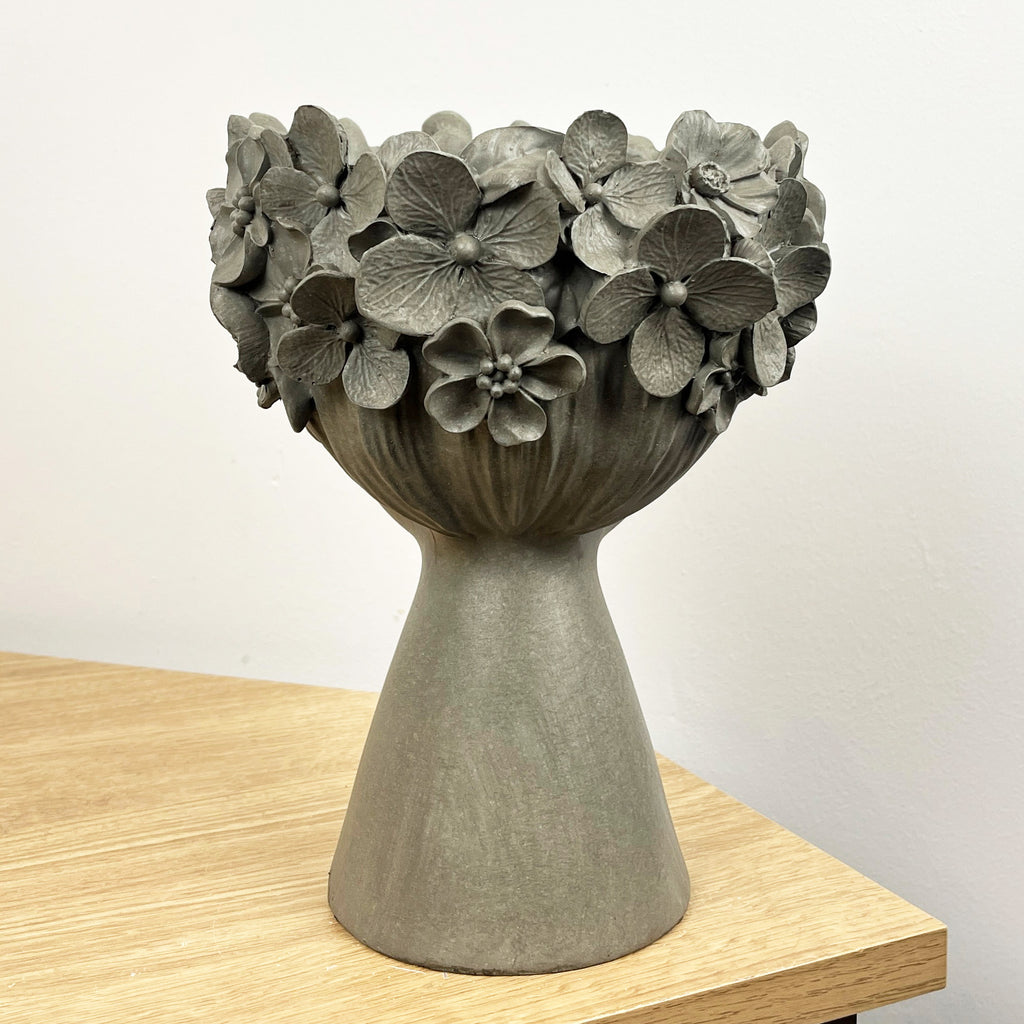23cm Tall Decorative Floral Head Planter - Grey