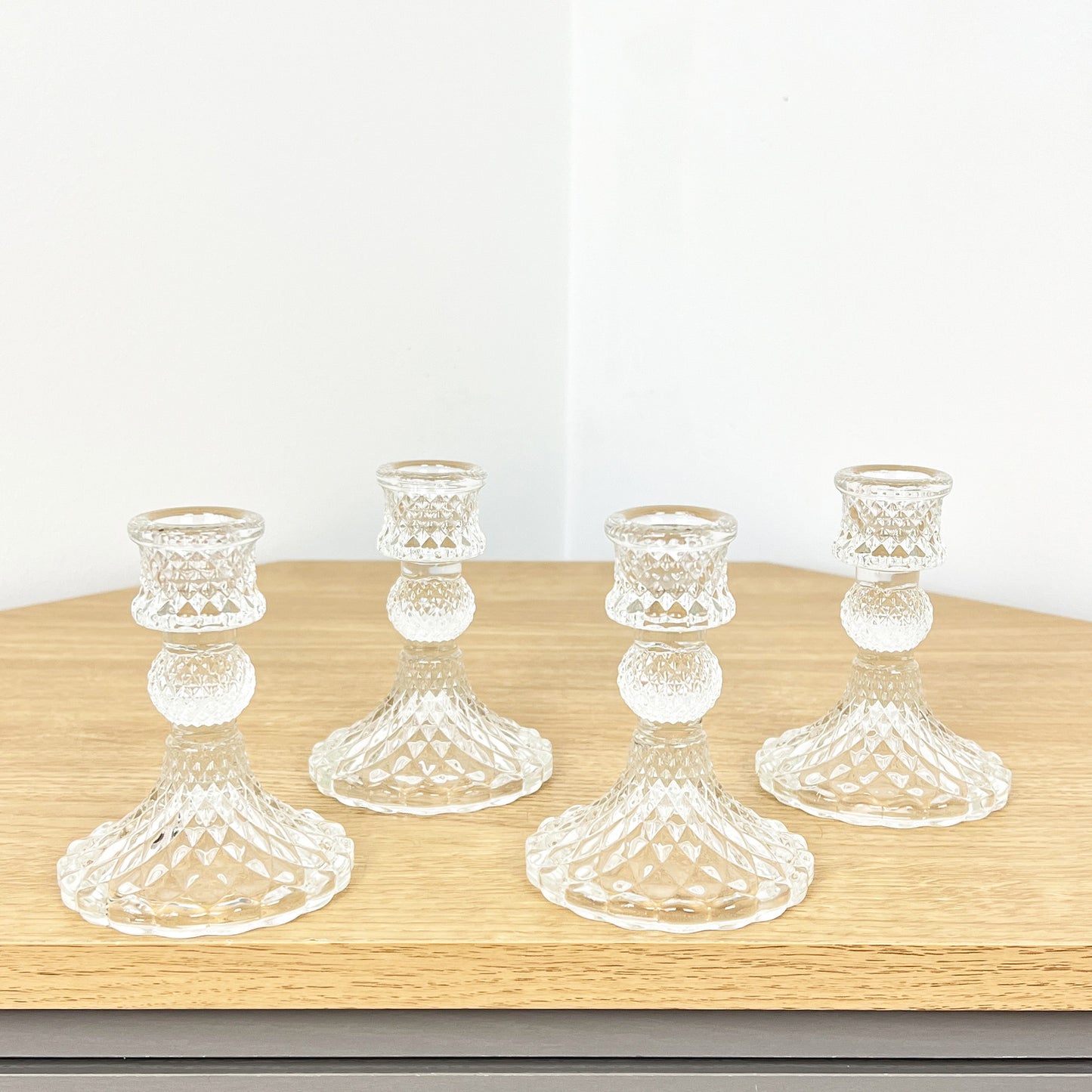 Set of 4 Glass Candle Holders – Clear