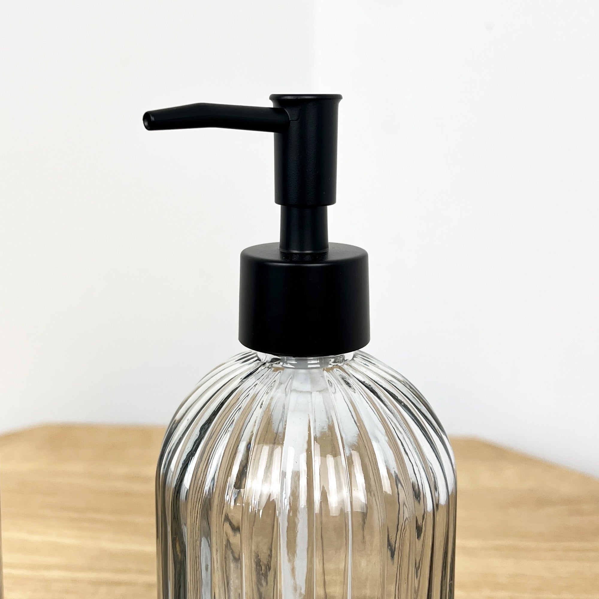 Bathroom Sink Accessories Set - Grey Ribbed Glass