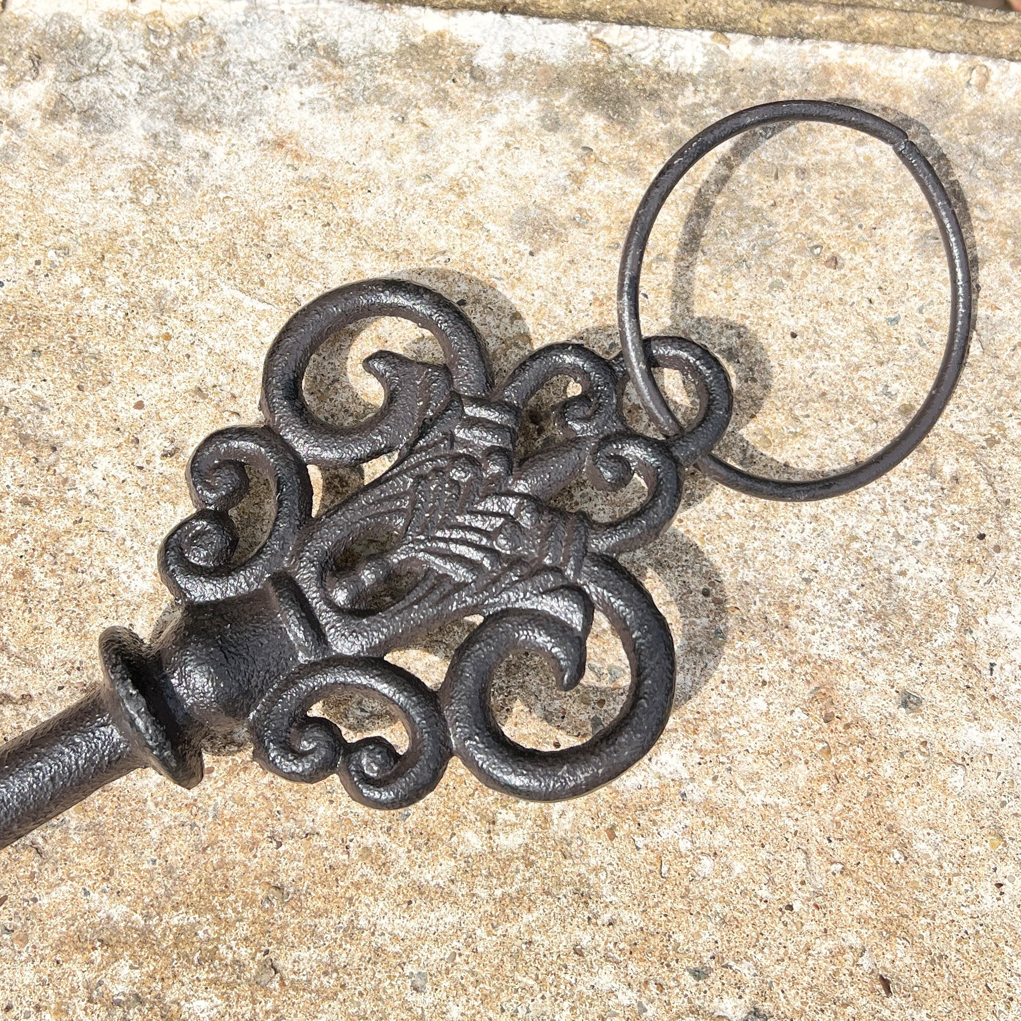 36cm Extra Large Decorative Cast Iron Key