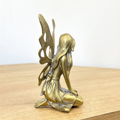 13cm Kneeling Fairy Ornament – Resin