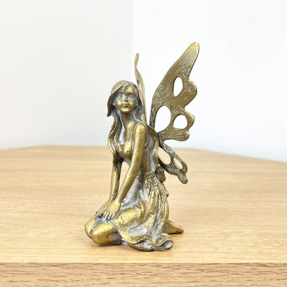 13cm Kneeling Fairy Ornament – Resin