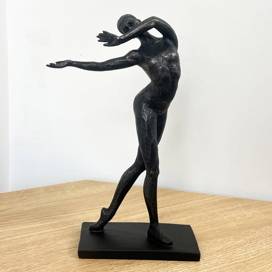 28.5cm Abstract Dancer Sculpture