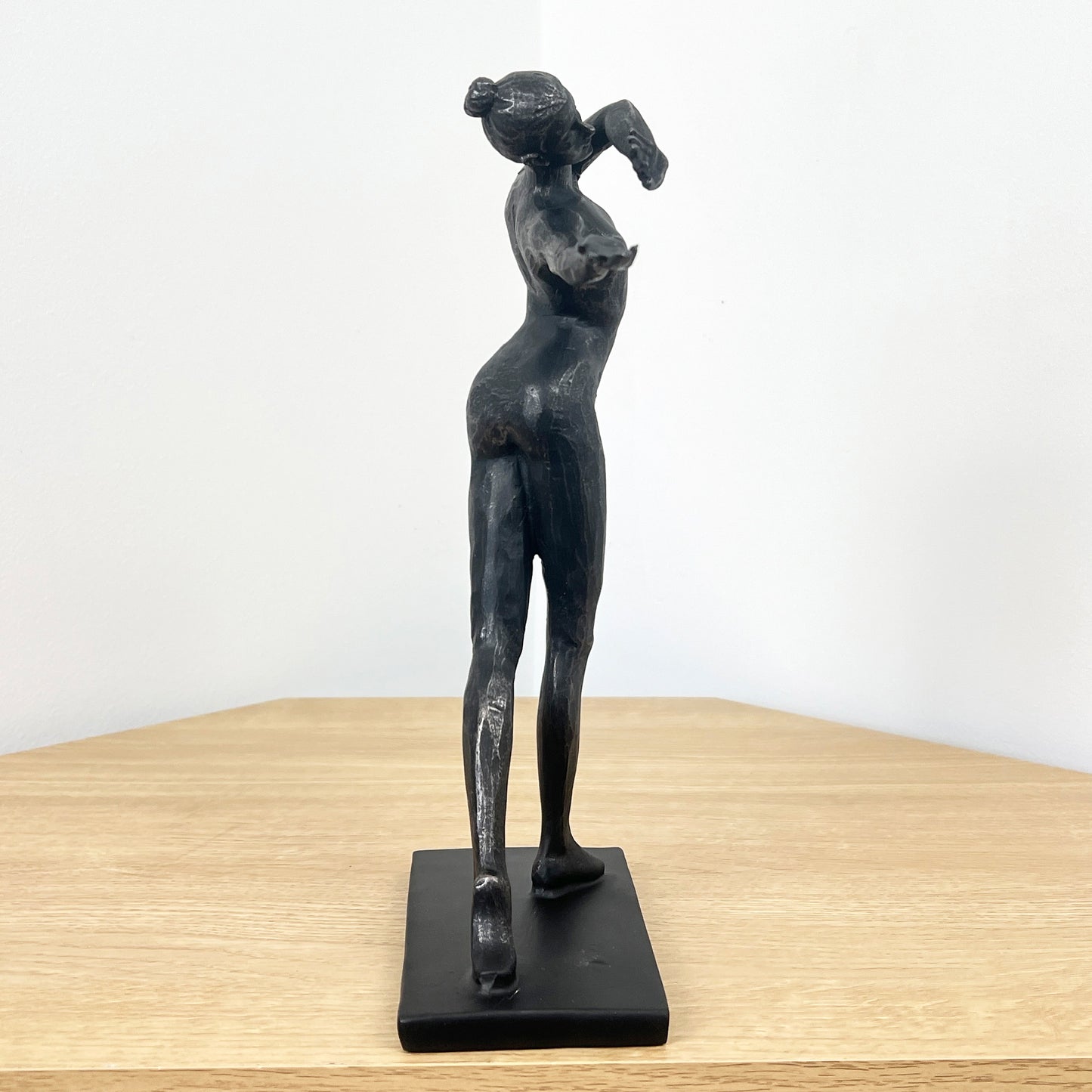 28.5cm Abstract Dancer Sculpture