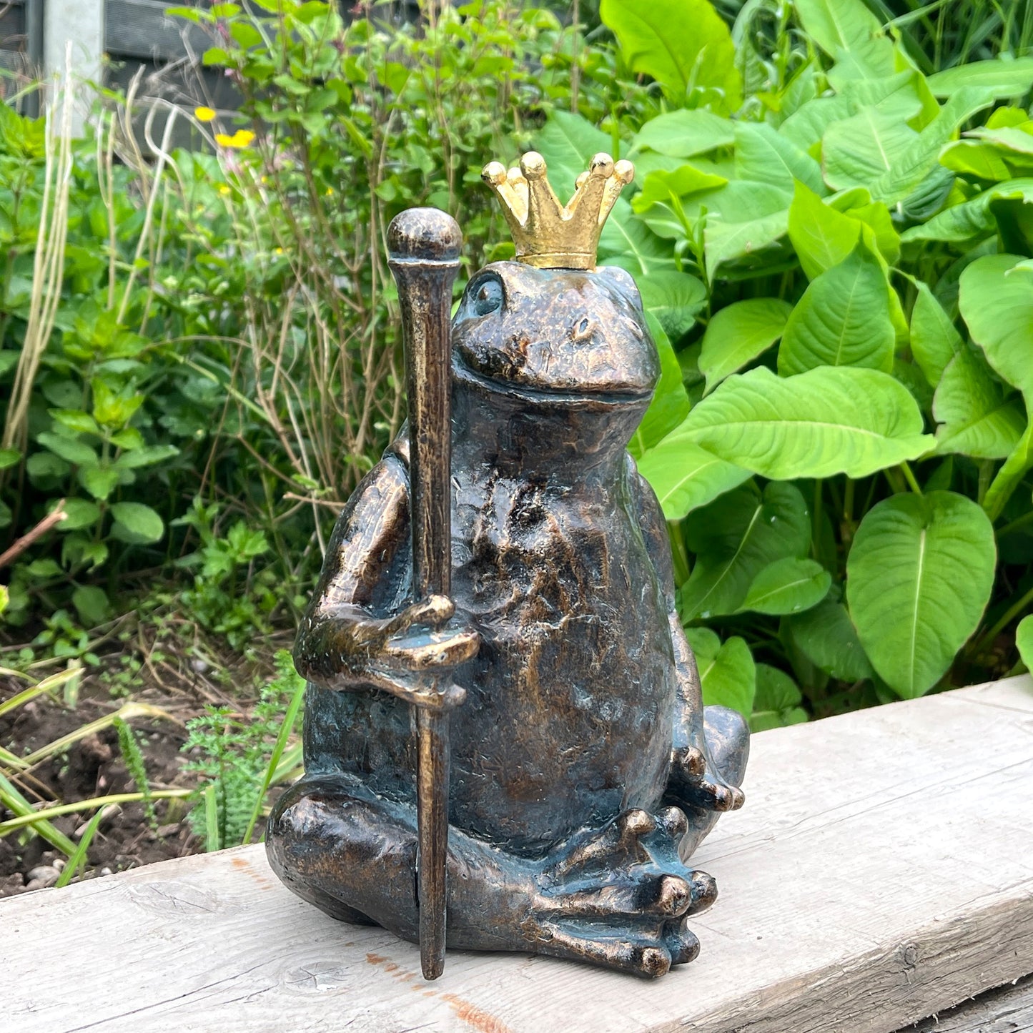 King Frog with Sceptre Ornament - Resin