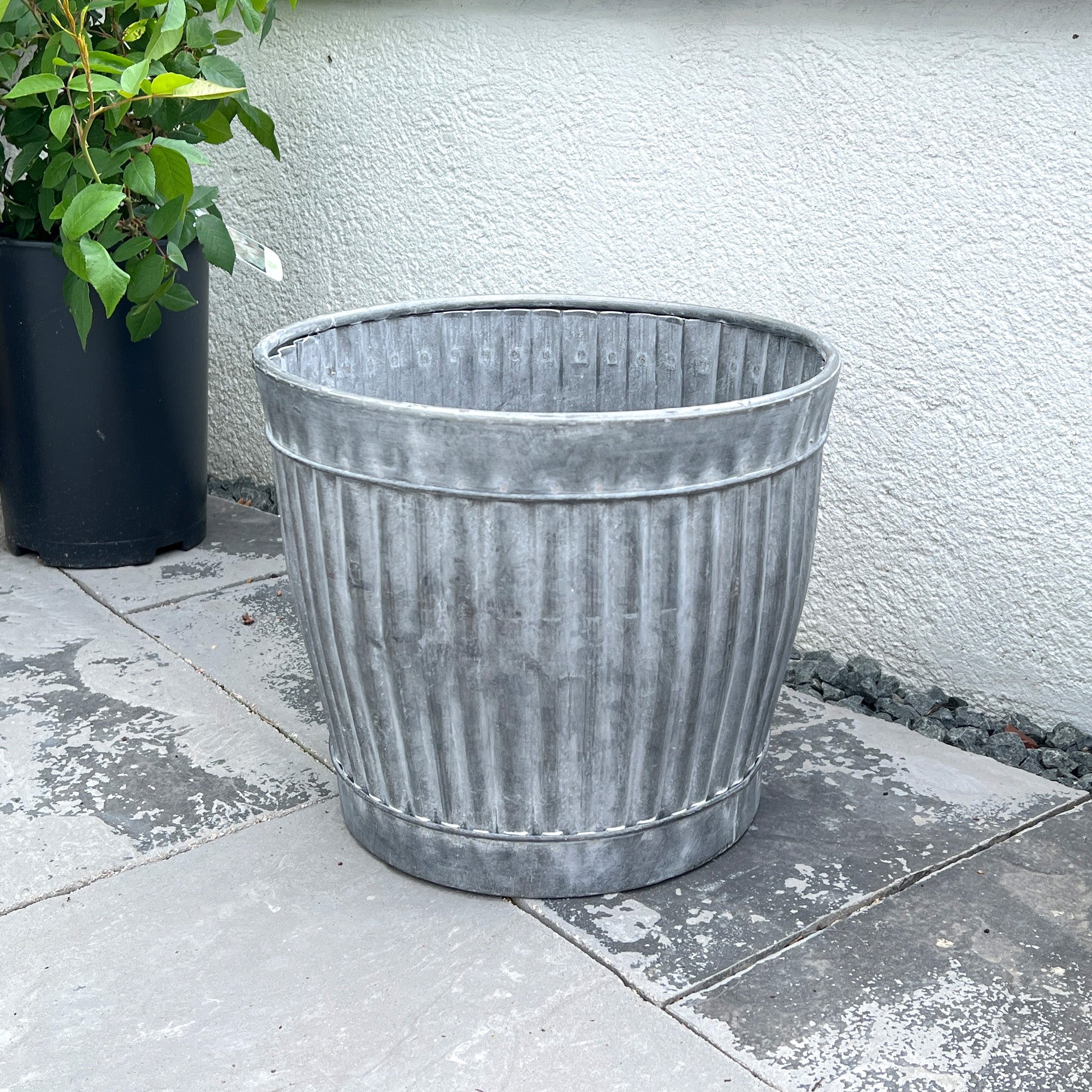 31cm DIA x 26cm Tall Ribbed Barrel Garden Planter