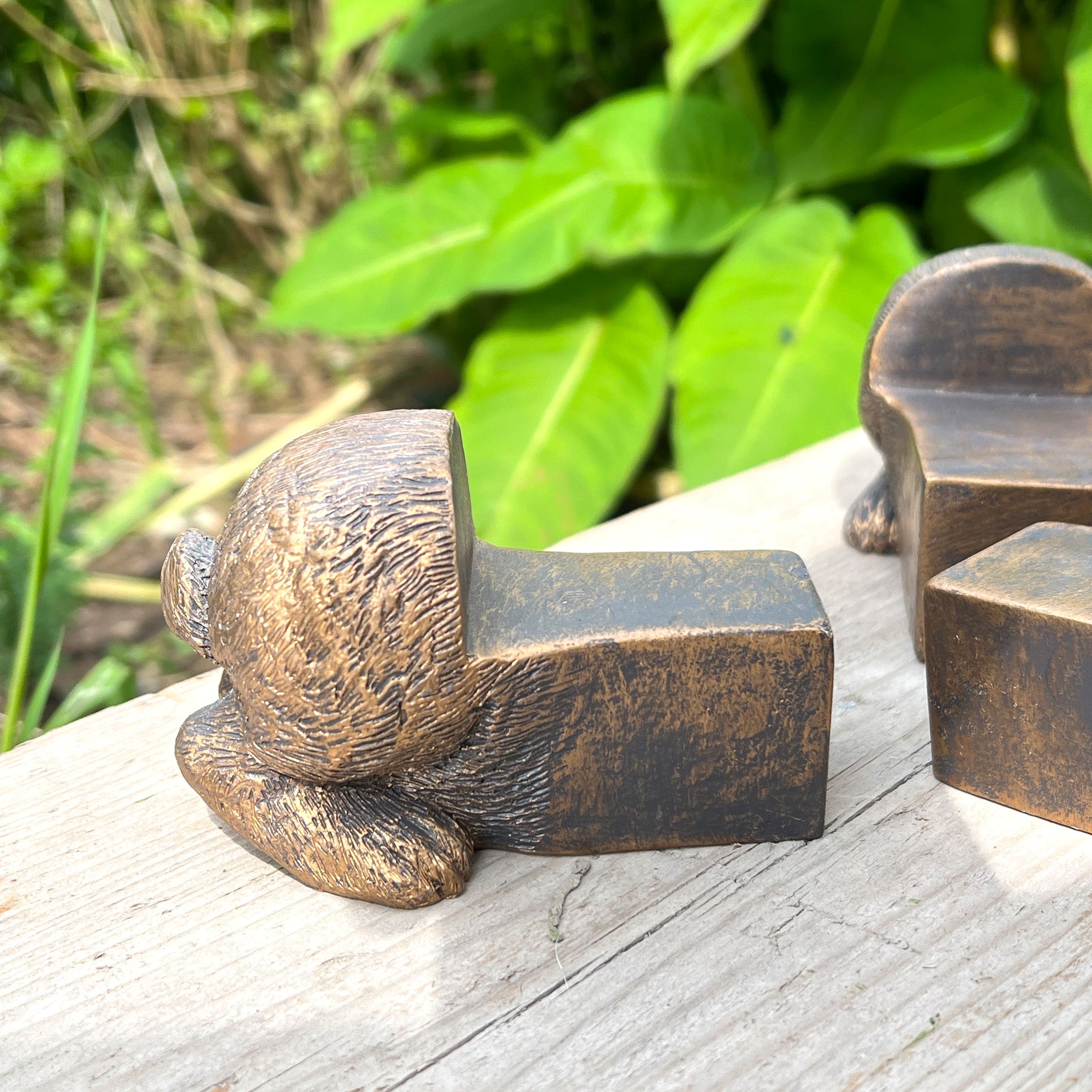 Set of 3 Rabbit Plant Pot Riser Feet - Bronze
