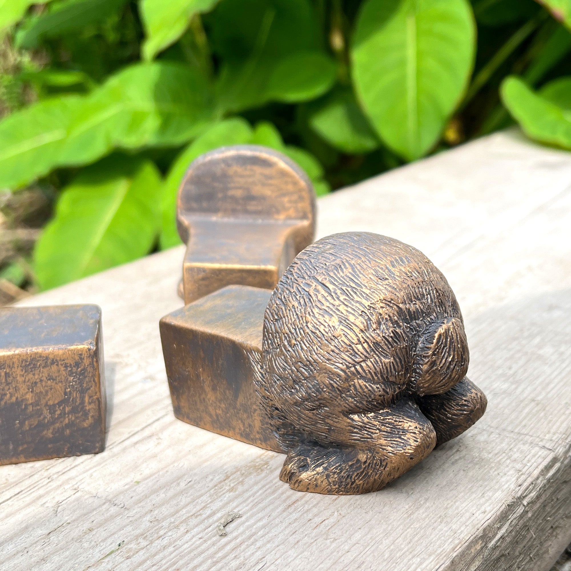 Set of 3 Rabbit Plant Pot Riser Feet - Bronze
