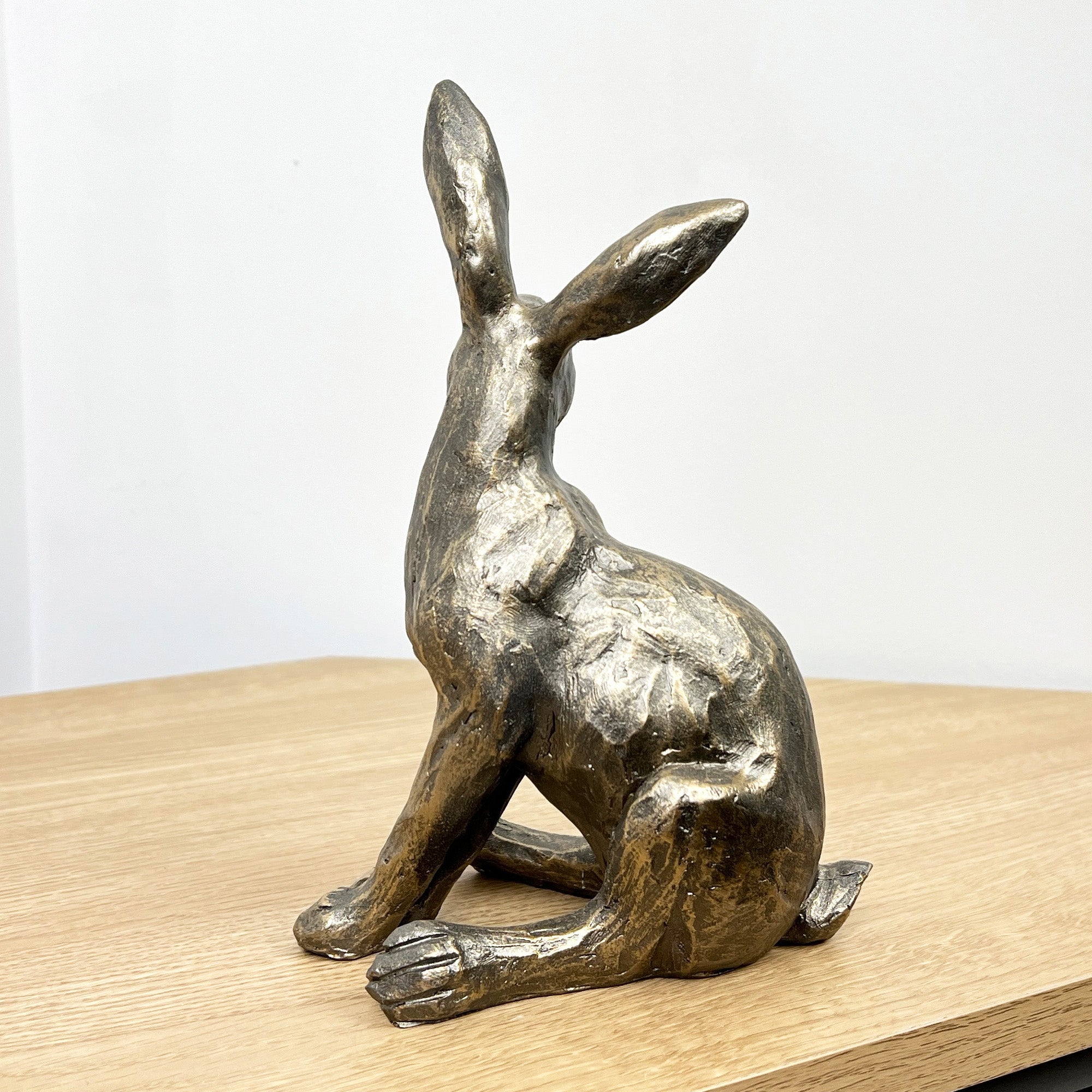 21.5cm Sitting Hare Ornament - Resin
