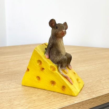 12.5cm Mouse on Cheese Ornament - Resin