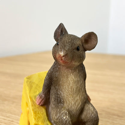 12.5cm Mouse on Cheese Ornament - Resin