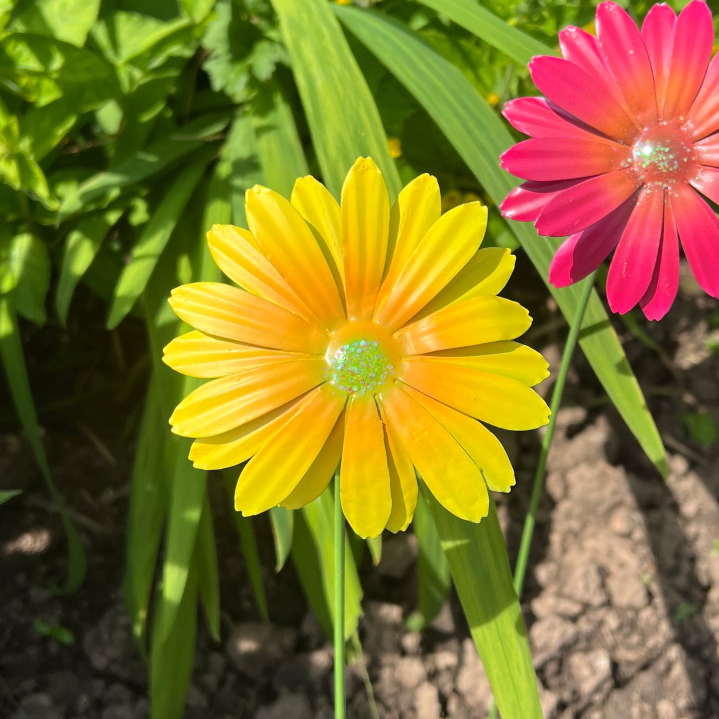 Set of 3 Metal Daisy Stake Flowers Garden Decorations - Mix #2