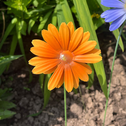 Set of 6 Metal Daisy Stake Flowers Garden Decorations