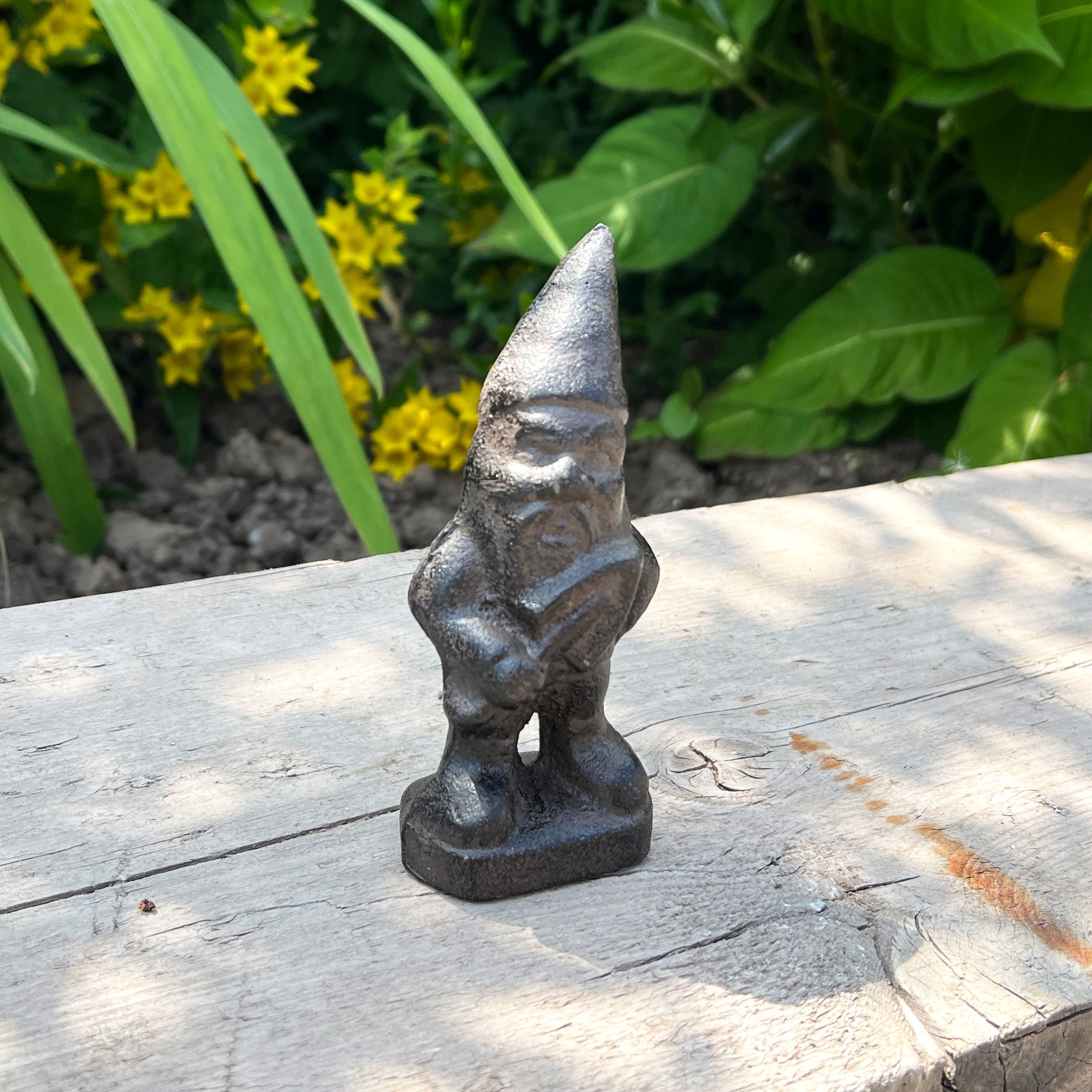 12cm Mini Gnome Garden Ornament - Cast Iron