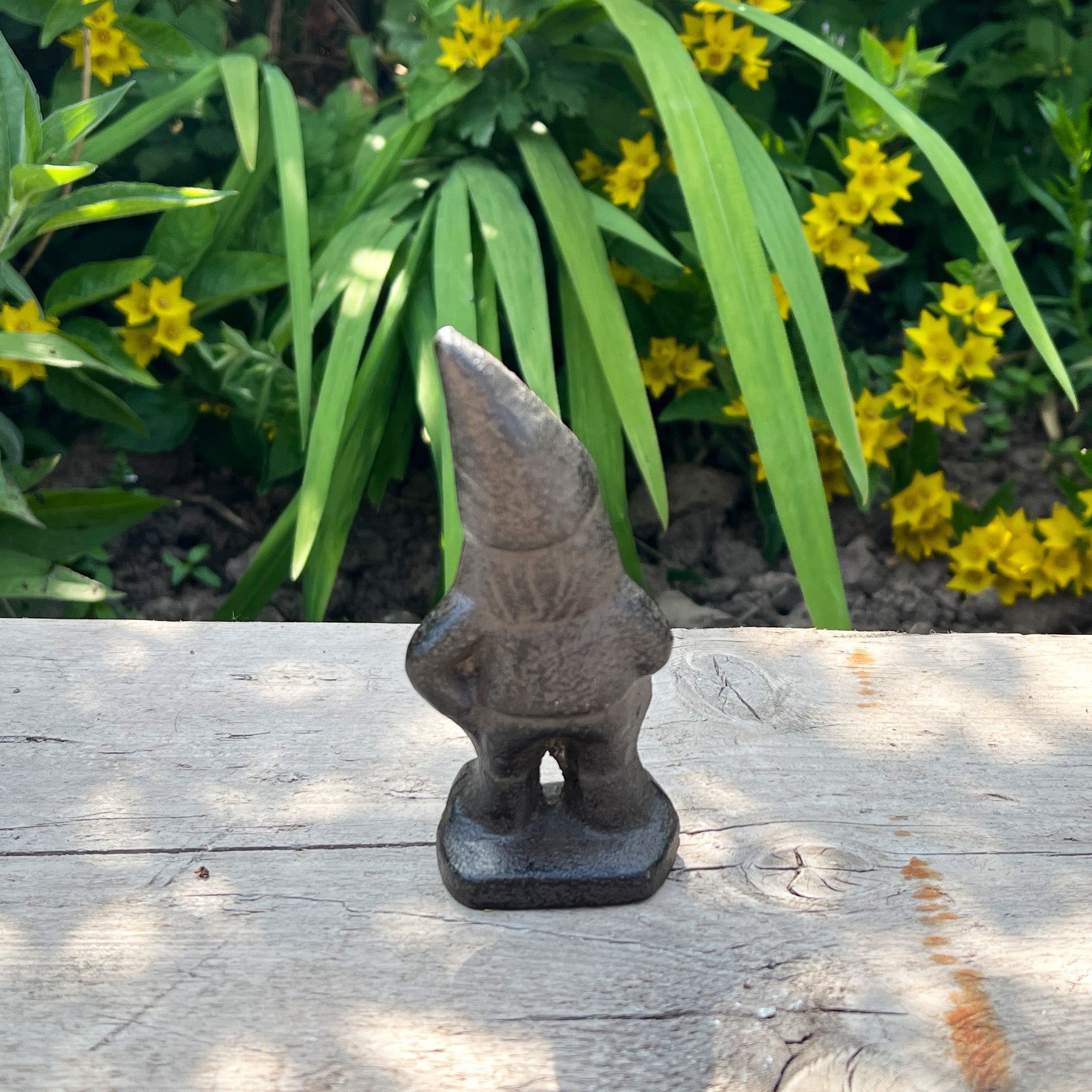 12cm Mini Gnome Garden Ornament - Cast Iron