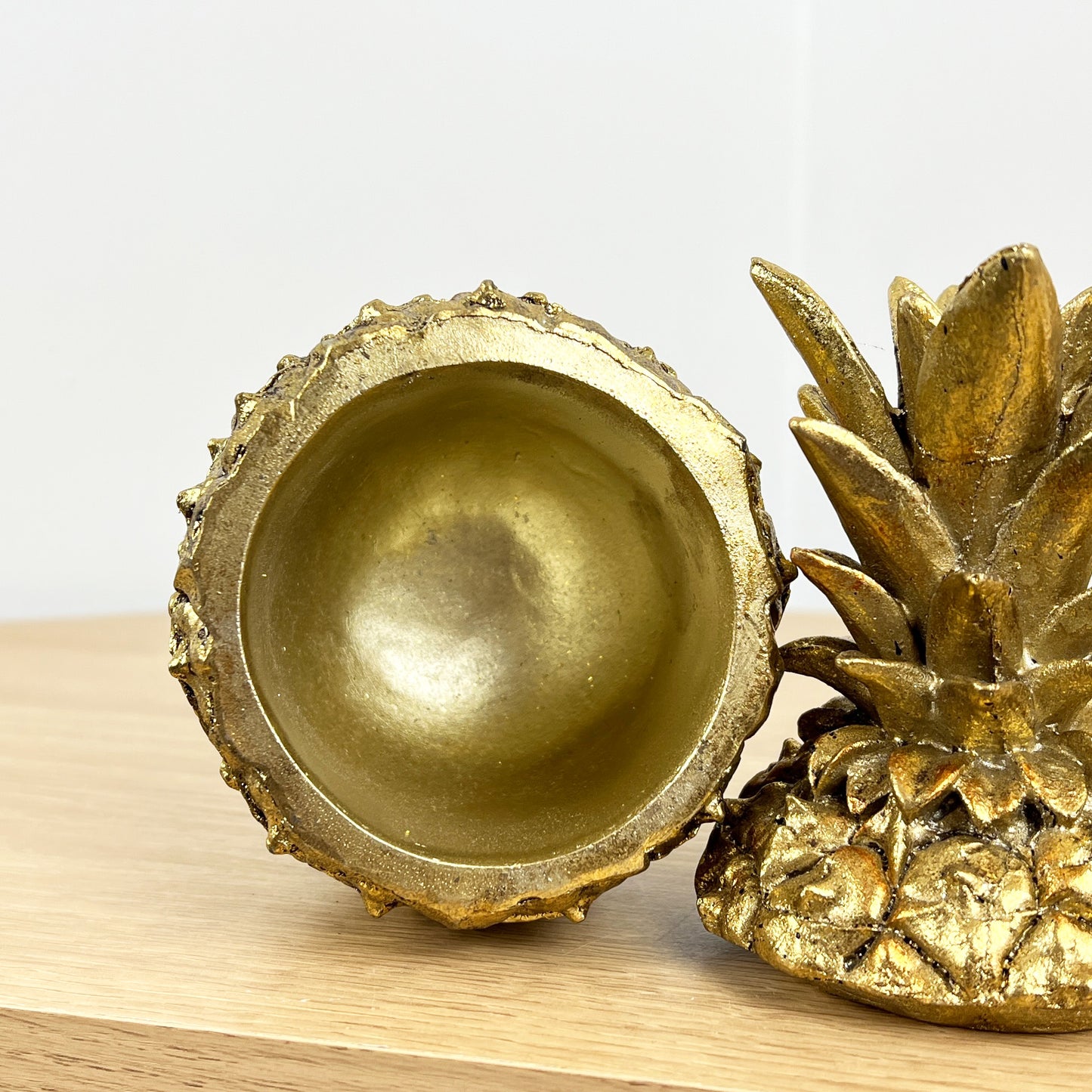 GoldPineappleOrnamentTrinketPot-InsideCloseUp