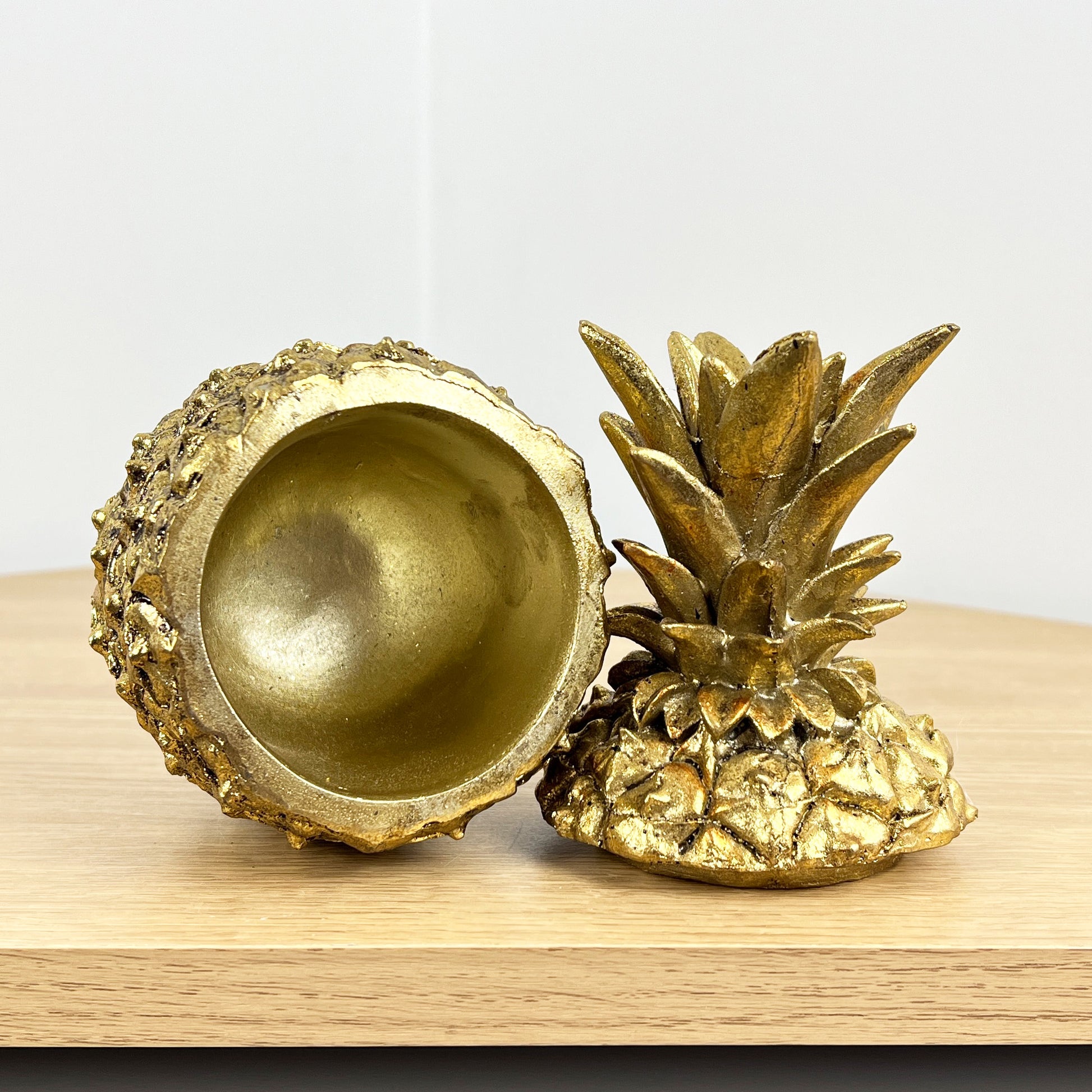 GoldPineappleOrnamentTrinketPot-Inside