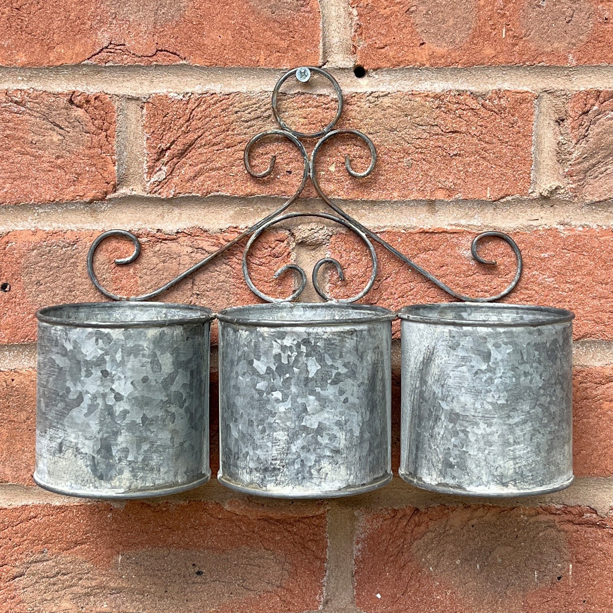 Vintage 3 Pot Wall Mounted Planter – Zinc